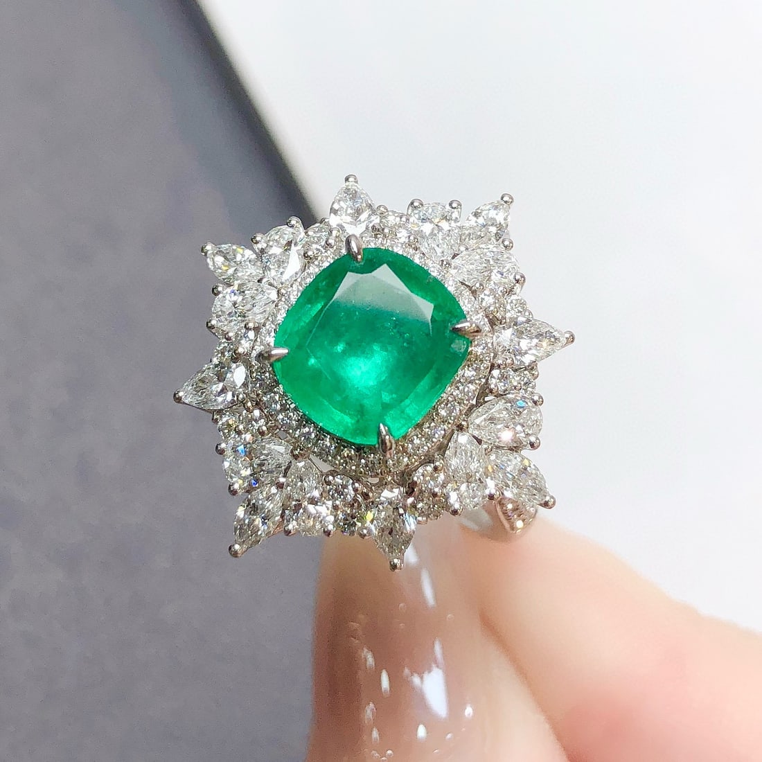 14k Gold 4.15 Ctw Natural Emerald & Lab Grown Diamond Ring/pendant( Without Chain ) - 2