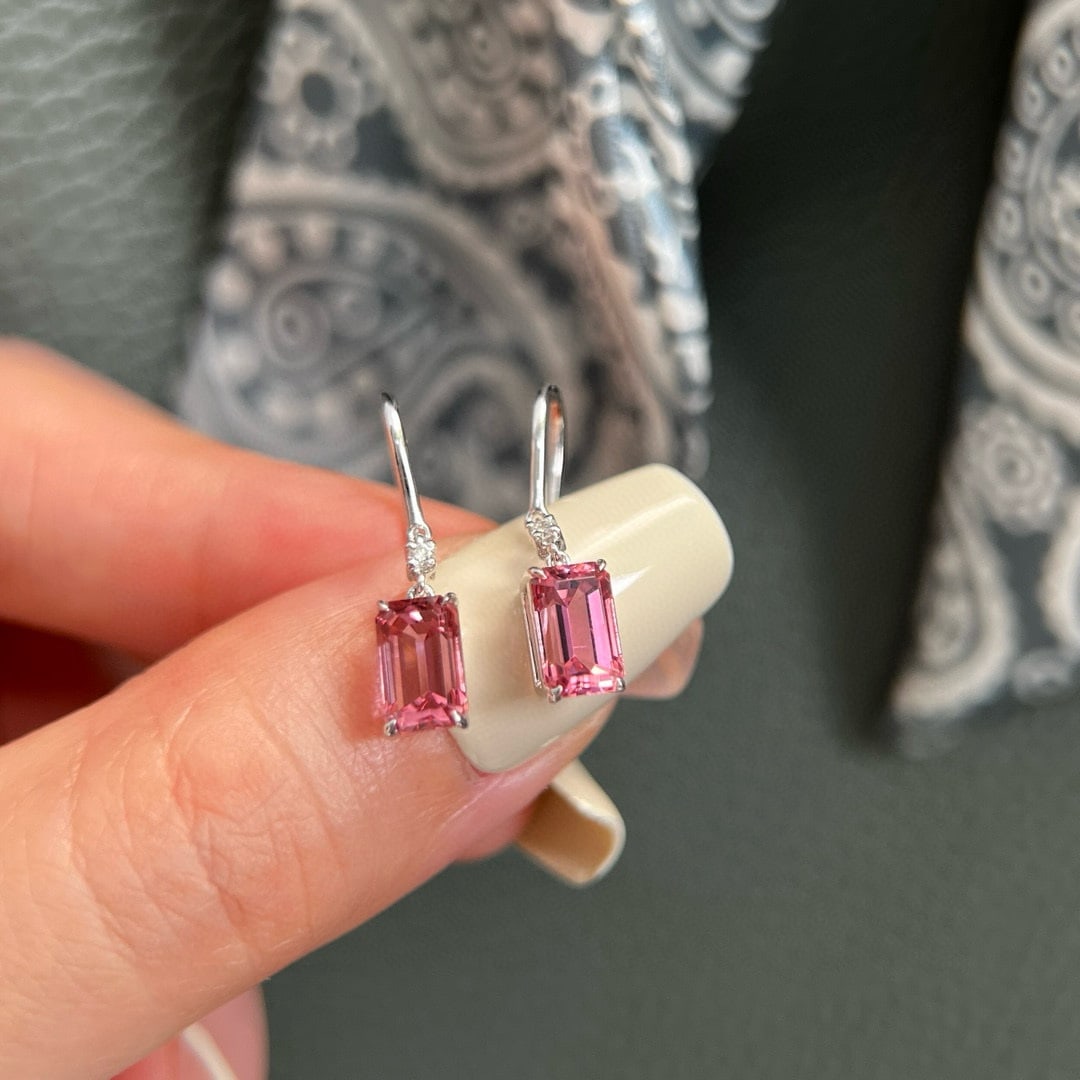 14k Gold 2.36 Ctw Natural Tourmaline & Diamond Earrings: Ref:230946326 // gold content:14k gold // main gemstone:tourmaline // shape:octagonal // carat weight:2. 33ct // color:pink // treatment:natural // // adjacent gemstone 2 : diamond // shape:round