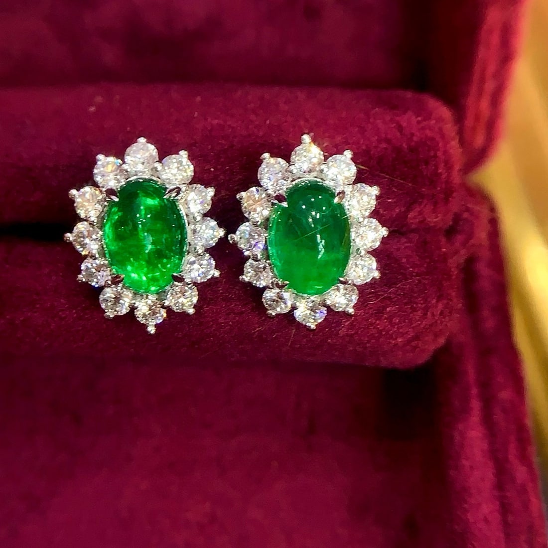 14k Gold 2.52 Ctw Vivid Green Natural Emerald & Diamond Earrings - 3