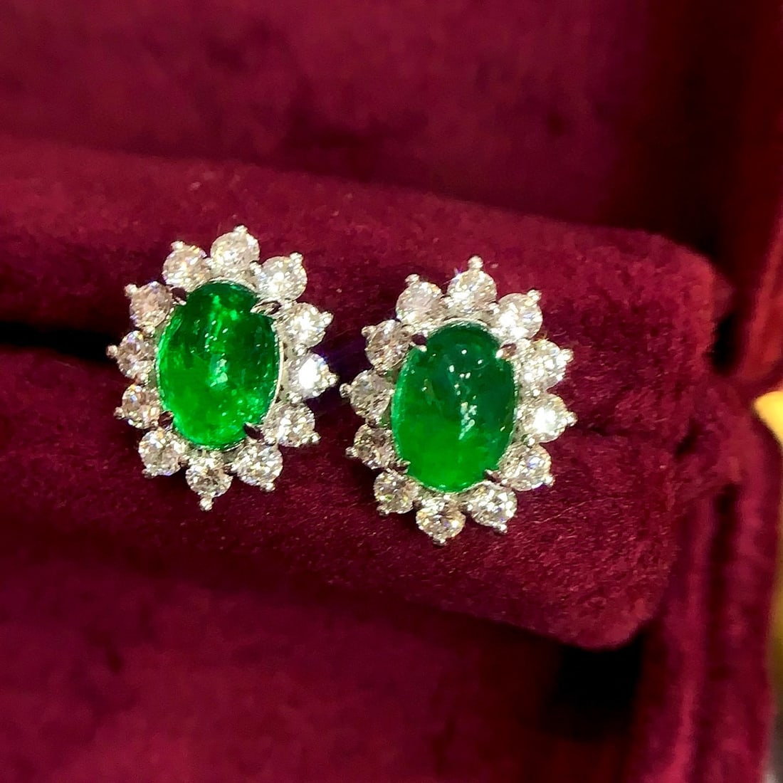 14k Gold 2.52 Ctw Vivid Green Natural Emerald & Diamond Earrings - 4