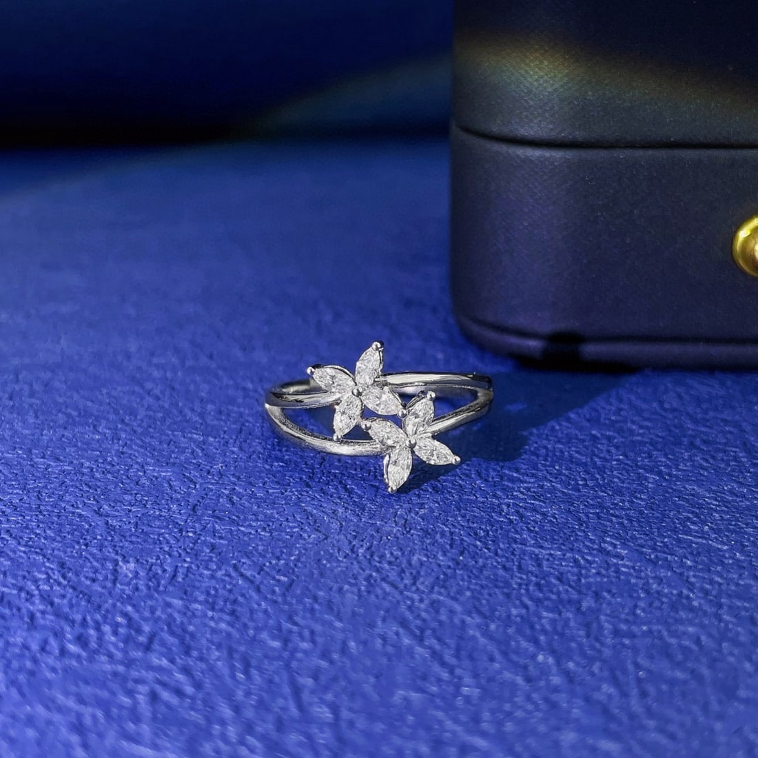 14k Gold 0.35 Ct Natural H Diamond Ring: Ref:230946376 // gold content:14k gold // ring size:7. 25us // // main gemstone:diamond // shape:marquise // carat weight:0. 35ct // clarity grade:vs-si // color:h // treatment:natural //