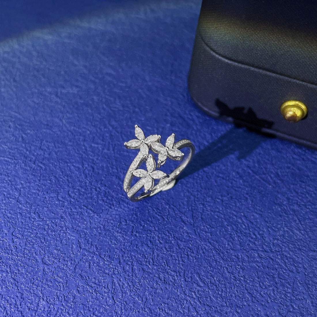 14k Gold 0.47 Ctw Natural H Diamond Ring (1 of 5)