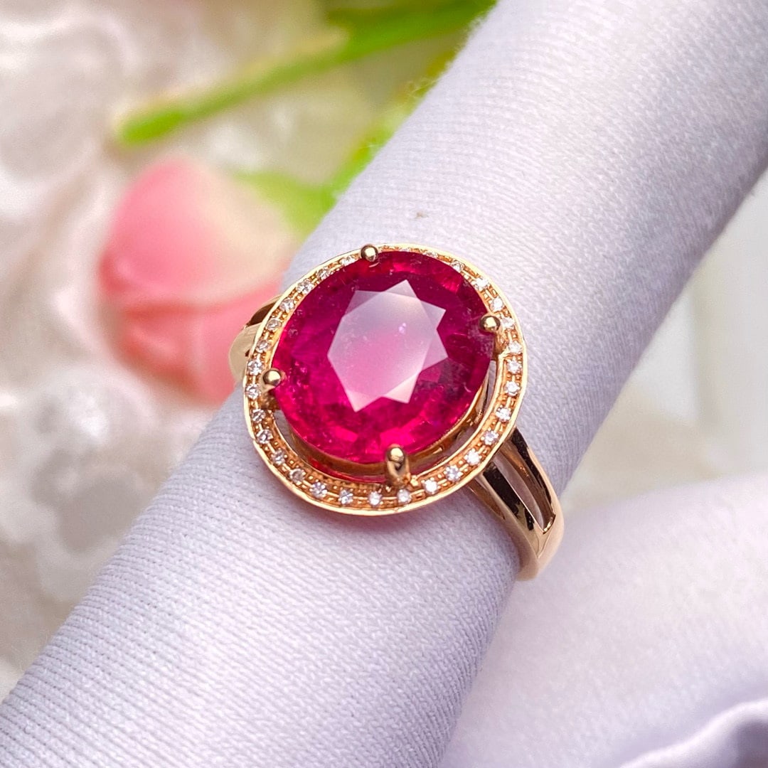 14k Gold 3.05 Ct Natural Tourmaline & Diamond Ring: Ref:230946418 // gold content:14k gold // ring size:7. 25us // // main gemstone:tourmaline // shape:oval // carat weight:3. 05ct // color:red // treatment:natural // // adjacent gemstone 2 :