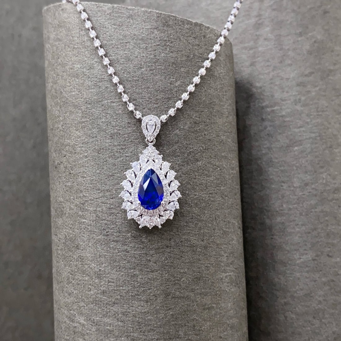 14k Gold 2.03 Ctw Natural Sapphire & Diamond Pendant( Without Chain ): Ref:230946429 // gold content:14k gold // main gemstone:sapphire // shape:pear // carat weight:1. 35ct // color:royal blue // treatment:natural // // adjacent gemstone 2 : diamond // shape:multiply