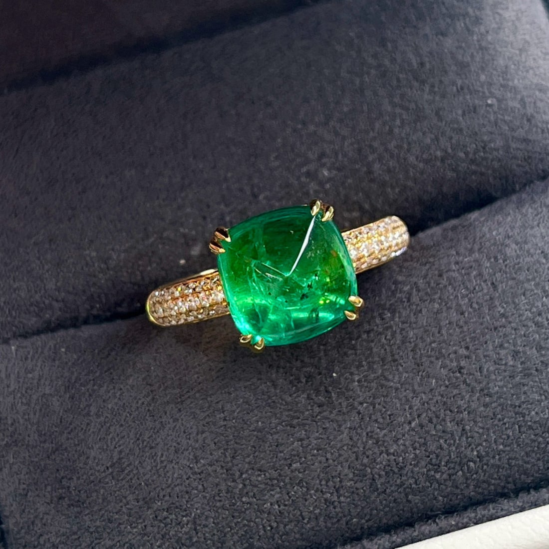 14k Gold 4.10 Ctw Natural Emerald & Diamond Ring (1 of 6)
