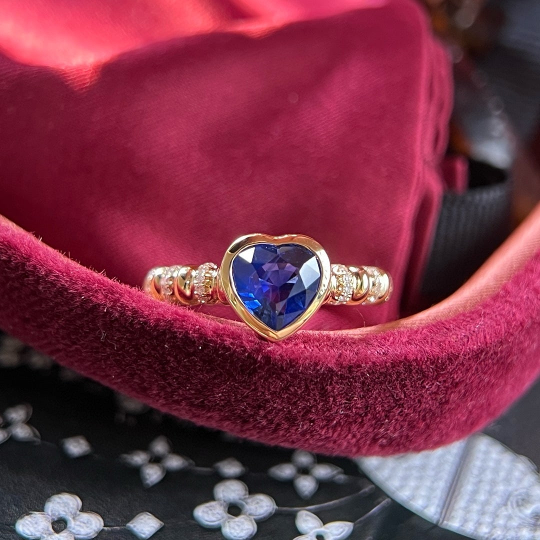 14k Gold 1.53 Ctw Natural Sapphire & Diamond Ring: Ref:230946445 // gold content:14k gold // ring size:7. 25us // // main gemstone:sapphire // shape:heart // carat weight:1. 44ct // color:blue // treatment:natural // // adjacent gemstone 2 :