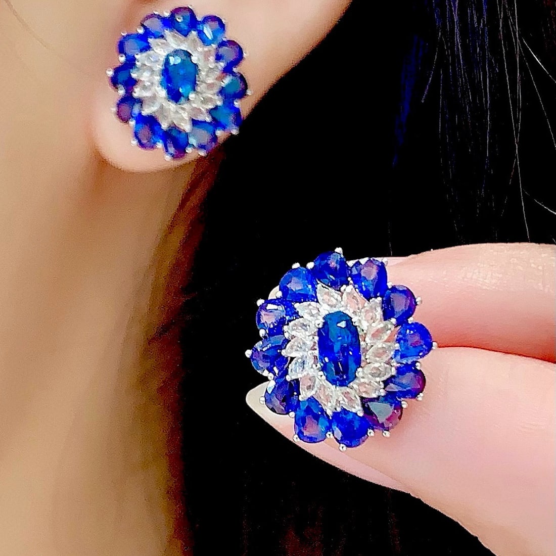 14k Gold 4.85 Ct Natural Sapphire & Sapphire Earrings - 6