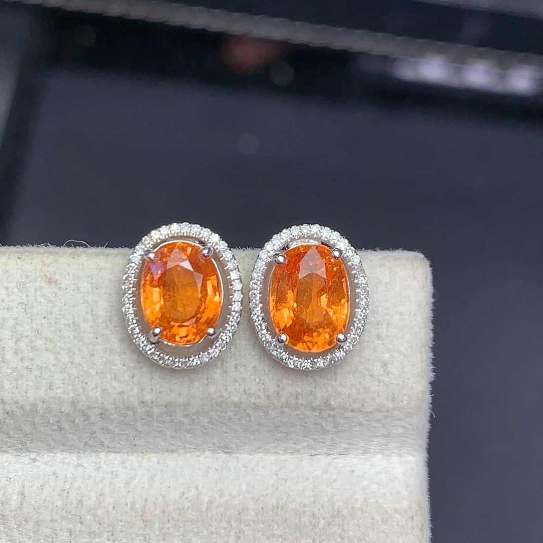 14k Gold 3.8 Ct Natural Spessartine & Diamond Earrings - 8
