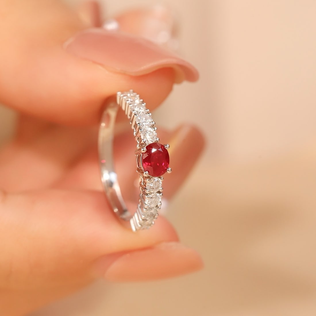 14k Gold 0.80 Ctw Natural Ruby & Diamond Ring: Ref:231174123 // gold content:14k gold // ring size:7. 25us // // main gemstone:ruby // shape:oval // carat weight:0. 38ct // color:red // treatment:natural // // adjacent gemstone 2 : diamond // shap