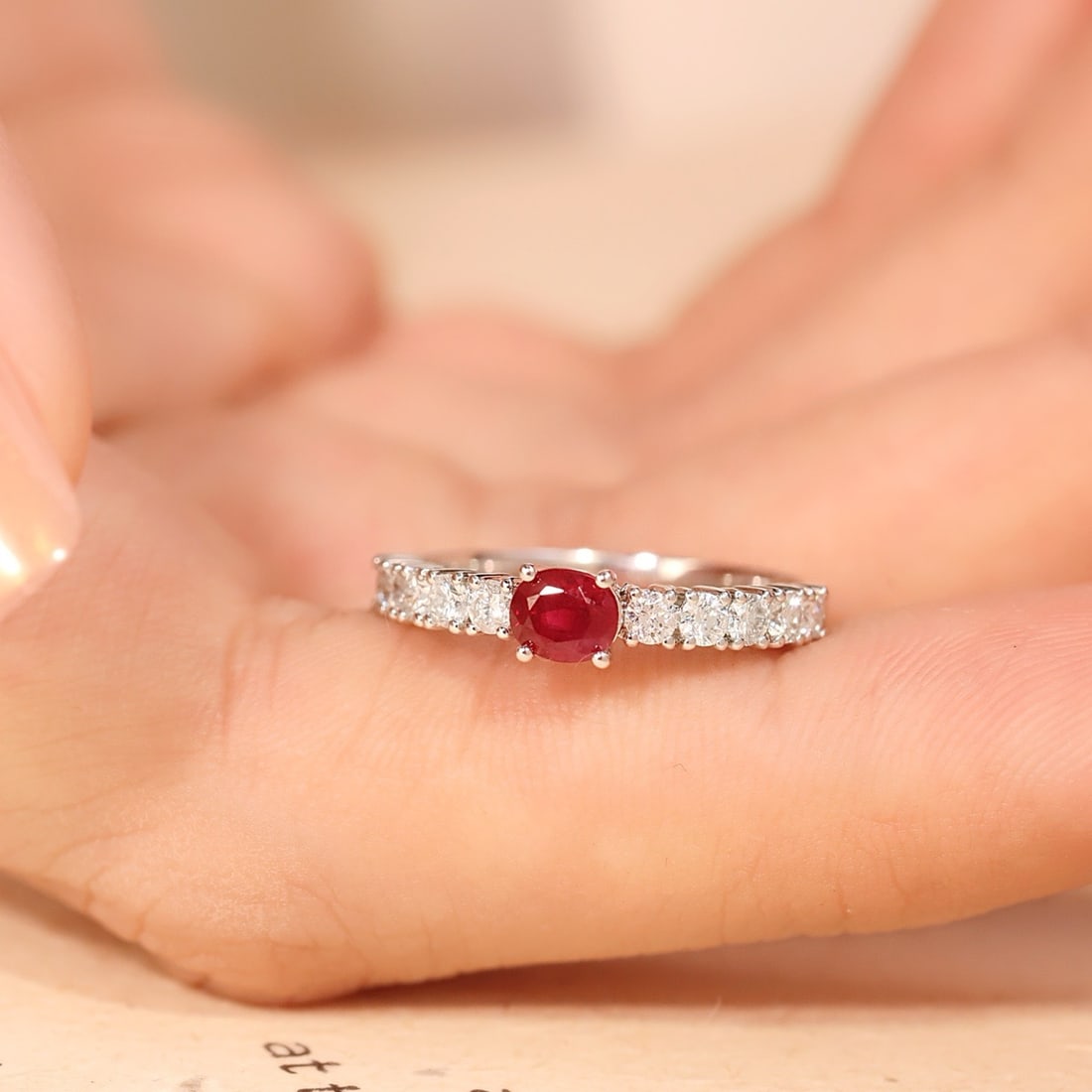 14k Gold 0.80 Ctw Natural Ruby & Diamond Ring - 3