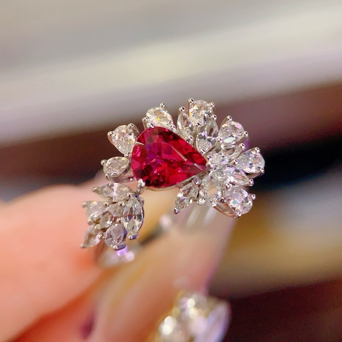 14k Gold 1.94 Ctw Natural Ruby & Sapphire Ring: Ref:231174191 // gold content:14k gold // ring size:7. 25us // // main gemstone:ruby // shape:pear // carat weight:0. 75ct // color:red // treatment:natural // // adjacent gemstone 2 : sapphire //