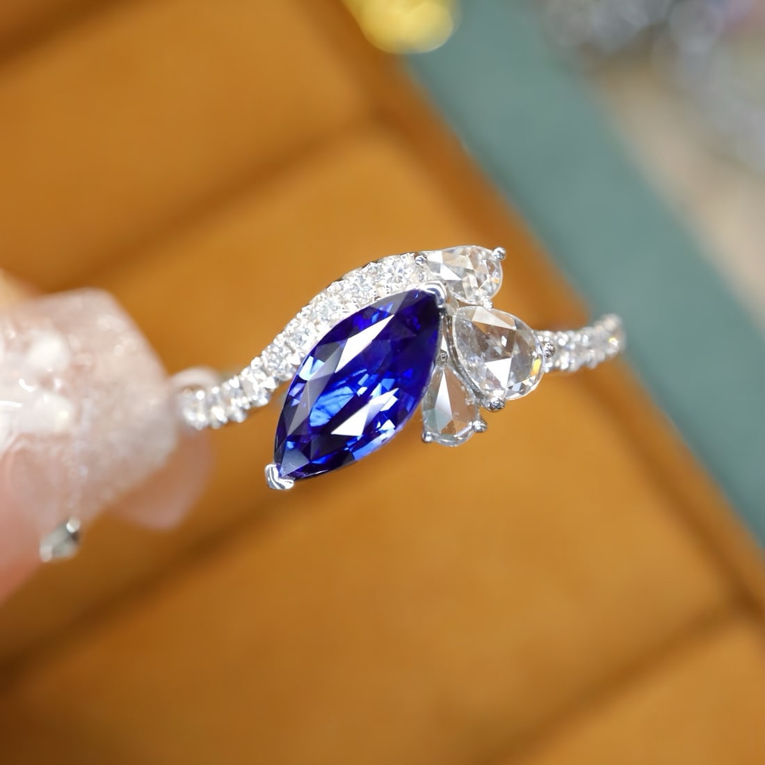 14k Gold 1.29 Ctw Natural Sapphire & Diamond Ring: Ref:231174194 // gold content:14k gold // ring size:7. 25us // // main gemstone:sapphire // shape:marquise // carat weight:1. 01ct // color:blue // treatment:natural // // adjacent gemstone 2 :