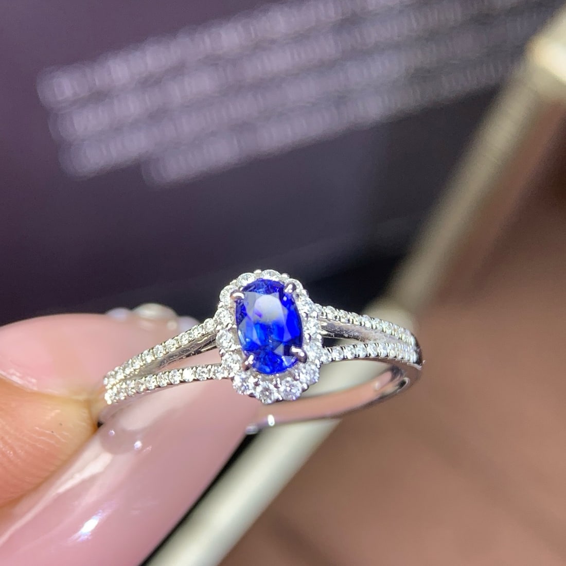 14k Gold 0.69 Ctw Natural Sapphire & Diamond Ring - 4