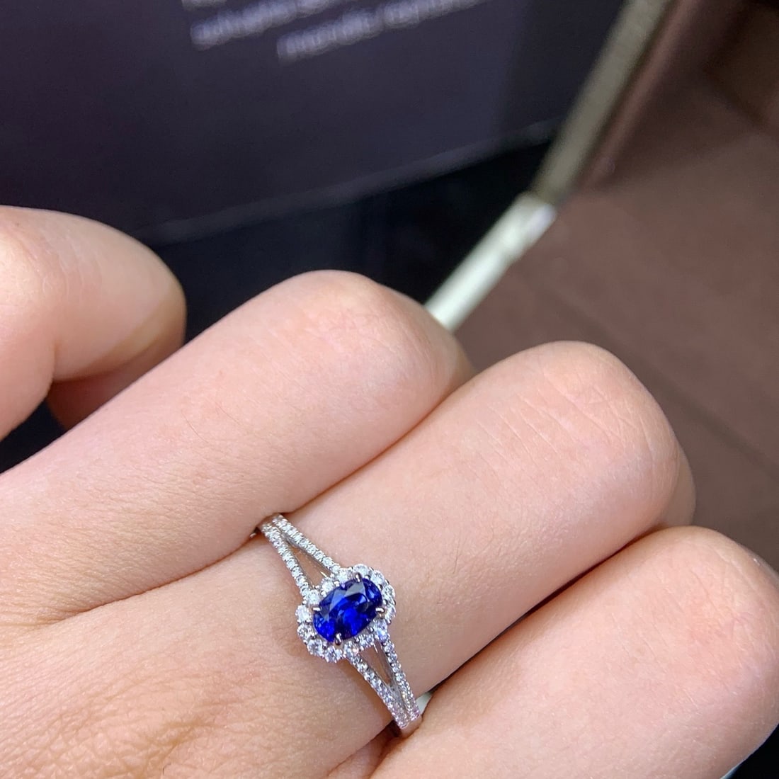 14k Gold 0.69 Ctw Natural Sapphire & Diamond Ring - 6