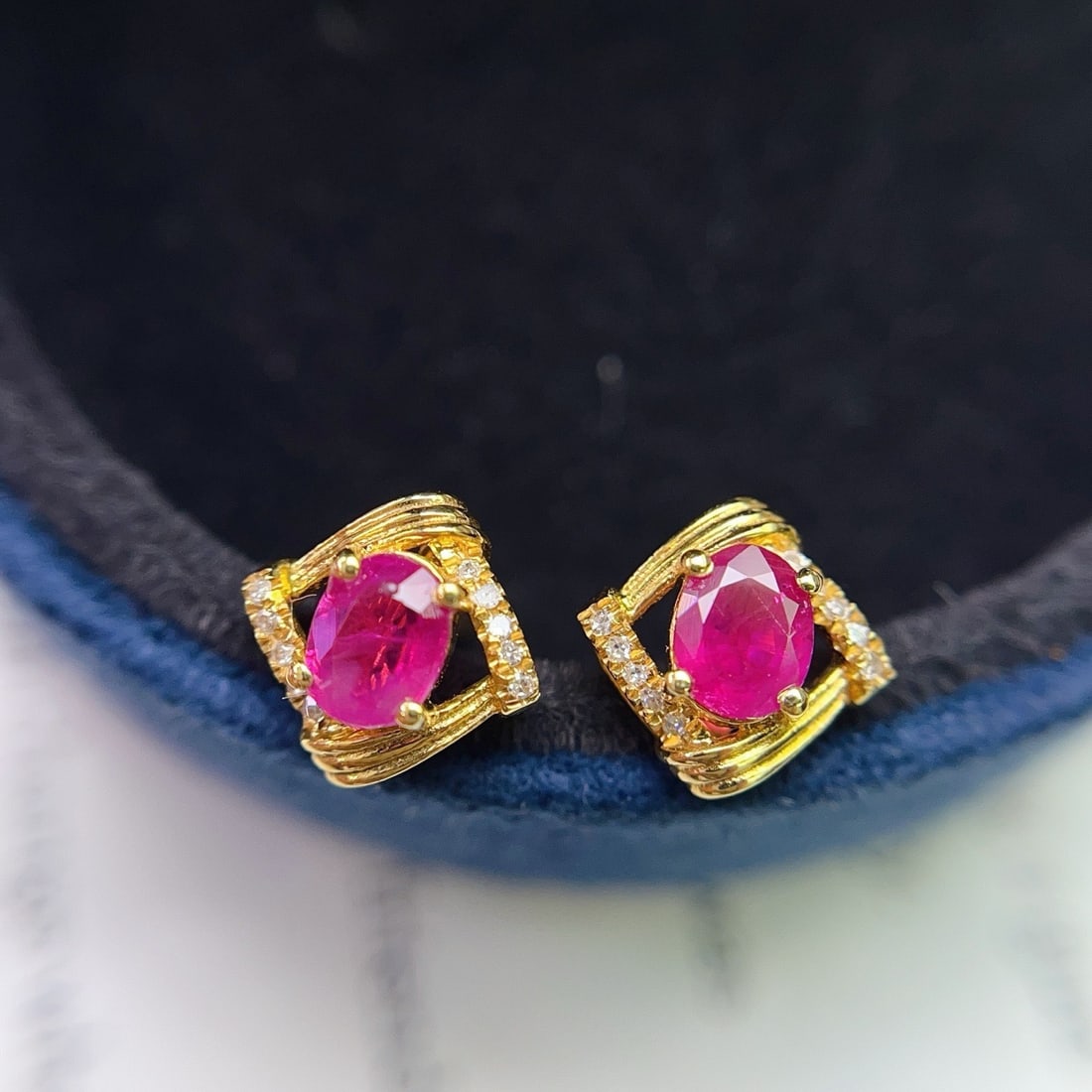 14k Gold 1.00 Ct Natural Ruby & Diamond Earrings - 3