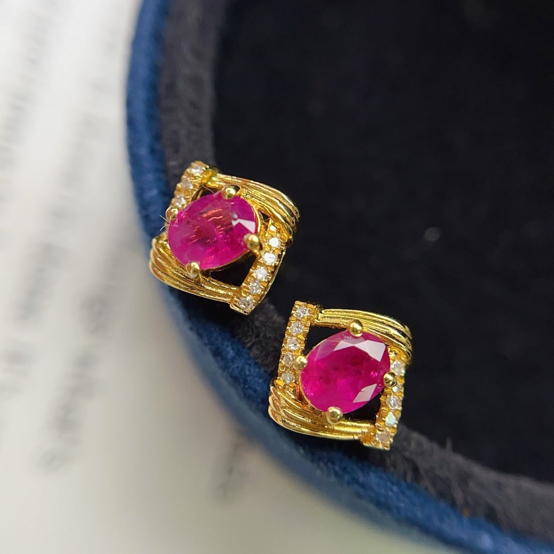 14k Gold 1.00 Ct Natural Ruby & Diamond Earrings - 4