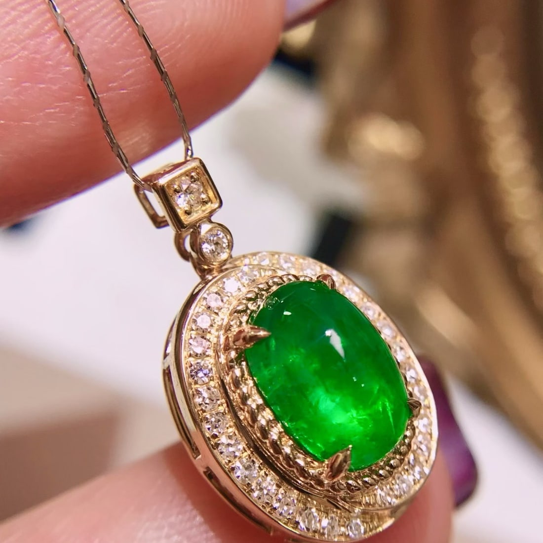 14k Gold 1.96 Ctw Natural Emerald & Diamond Pendant( Without Chain ) - 4