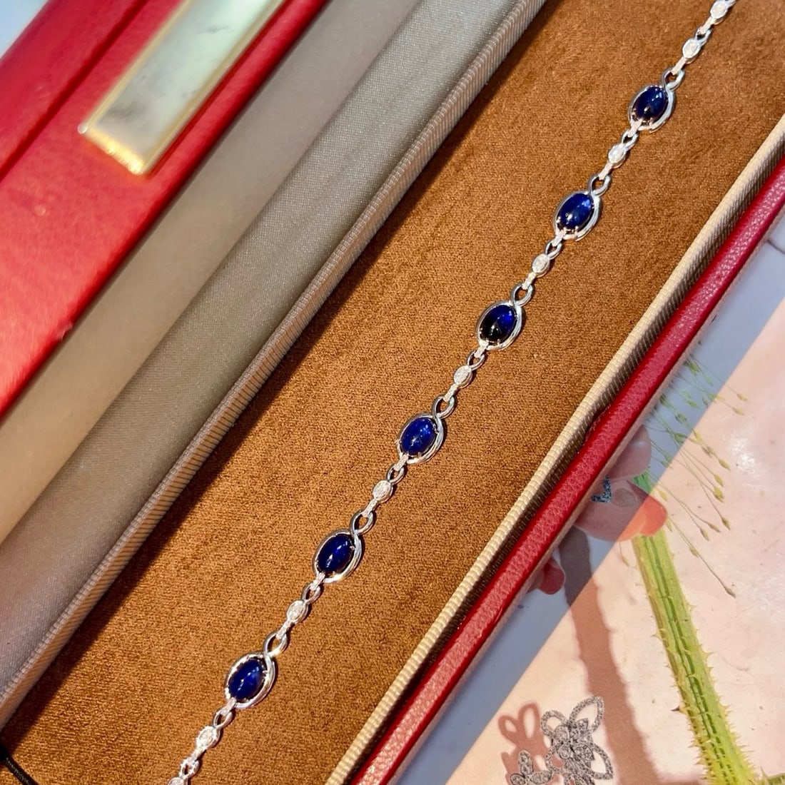 14k Gold 3.23 Ctw Natural Sapphire & Diamond Bracelet: Ref:231174340 // gold content:14k gold // main gemstone:sapphire // shape:oval // carat weight:3ct // color:blue // treatment:natural // // adjacent gemstone 2 : diamond // shape:round // carat