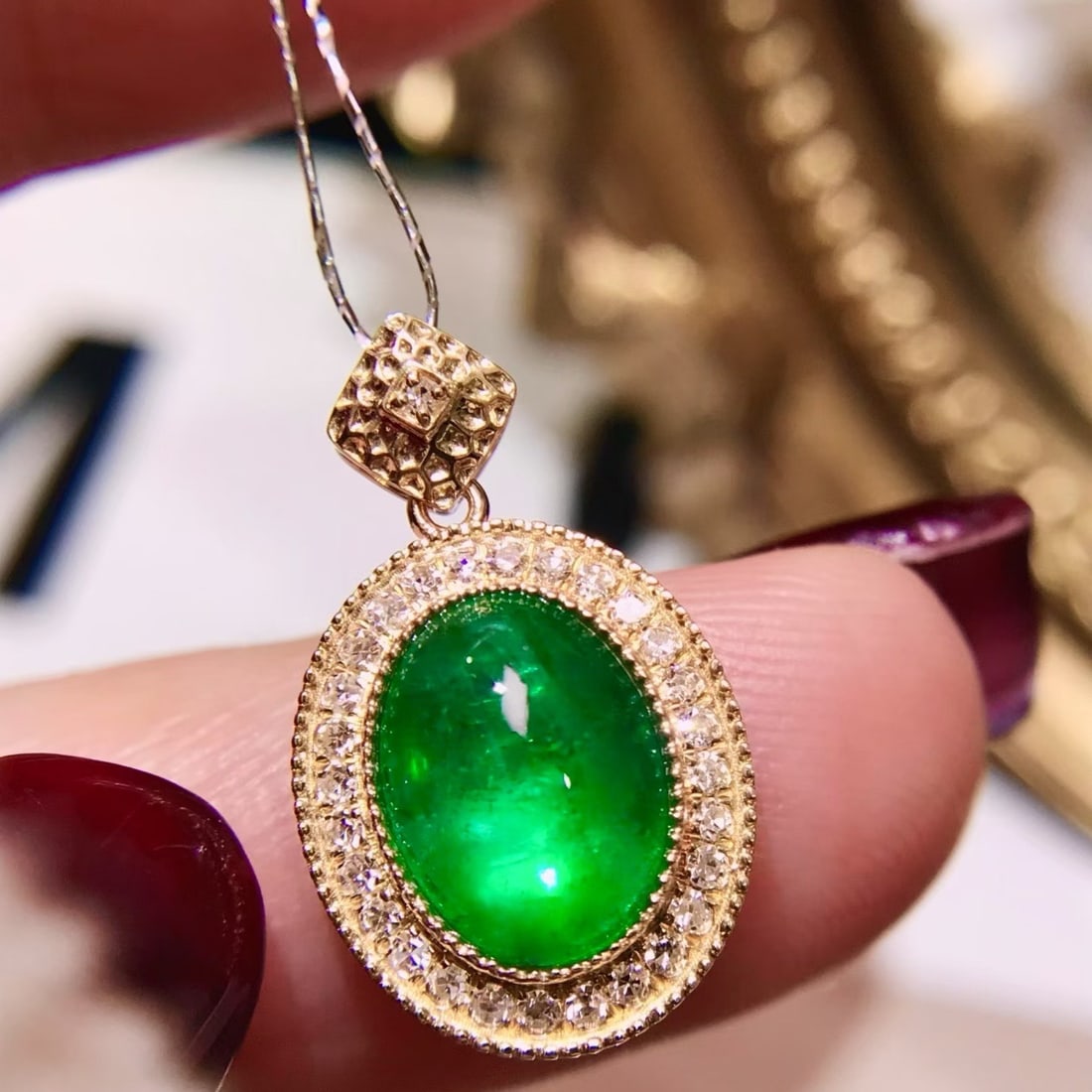 14k Gold 1.94 Ctw Natural Emerald & Diamond Pendant( Without Chain ): Ref:231174370 // gold content:14k gold // main gemstone:emerald // shape:oval // carat weight:1. 7ct // color:green // treatment:natural // // adjacent gemstone 2 : diamond // shape:round // carat wei