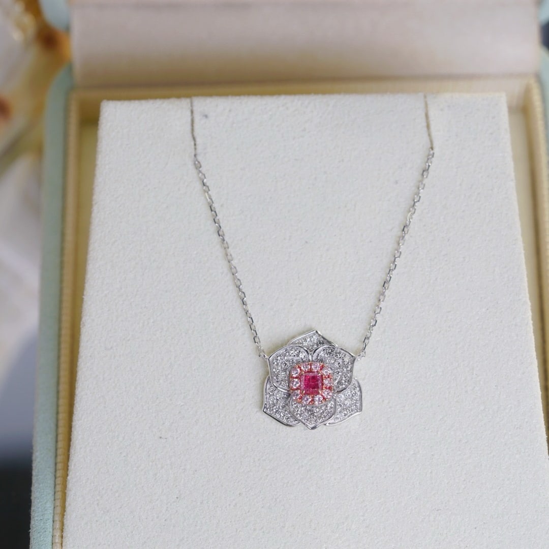 14k Gold 0.50 Ct Natural Color Diamond & Flowers Necklace - 2