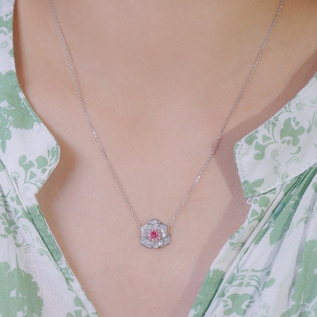 14k Gold 0.50 Ct Natural Color Diamond & Flowers Necklace - 3