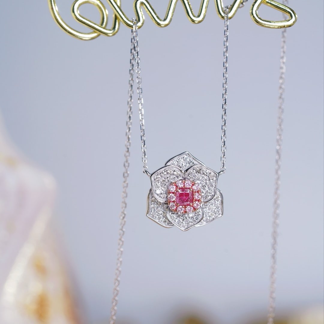14k Gold 0.50 Ct Natural Color Diamond & Flowers Necklace - 5
