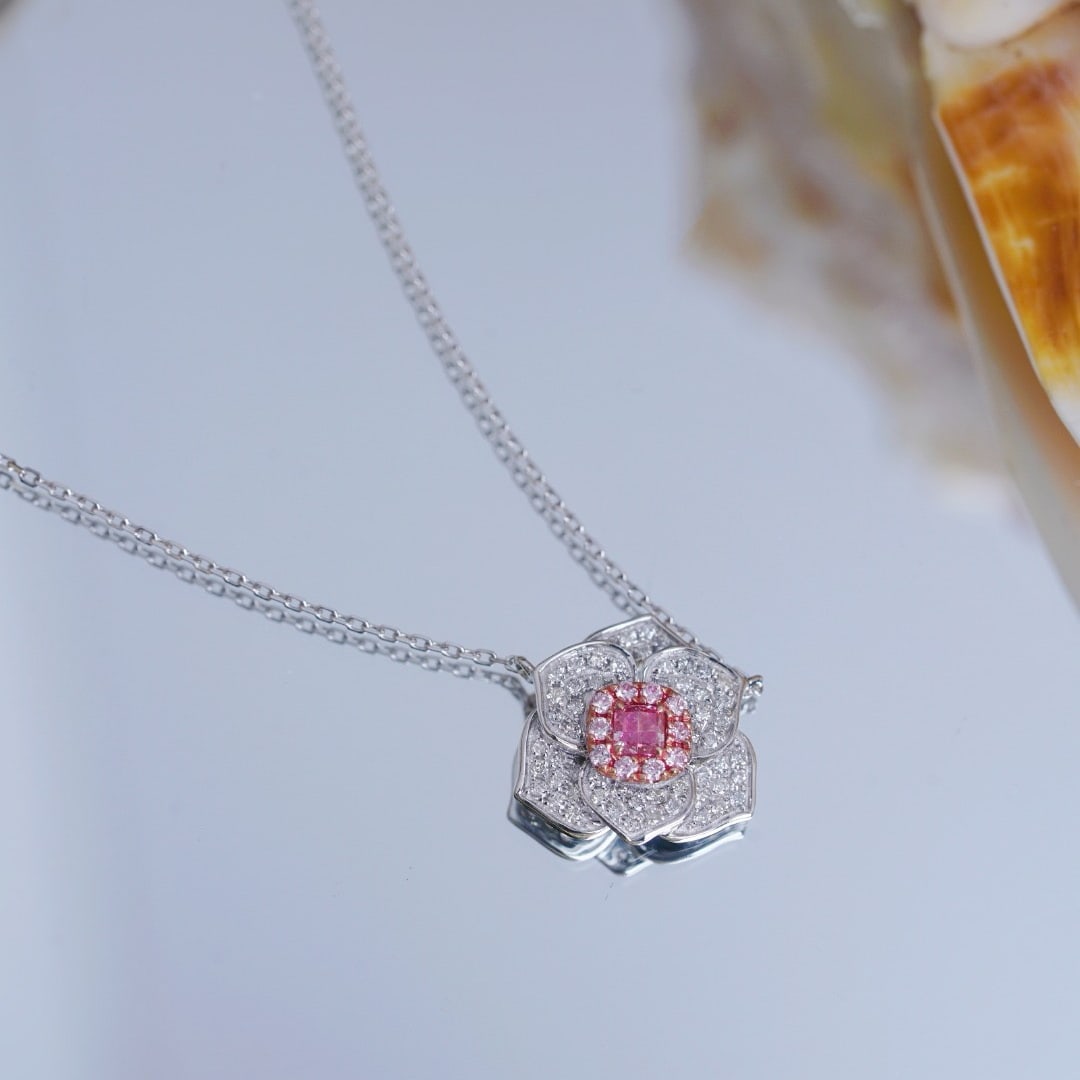 14k Gold 0.50 Ct Natural Color Diamond & Flowers Necklace - 7