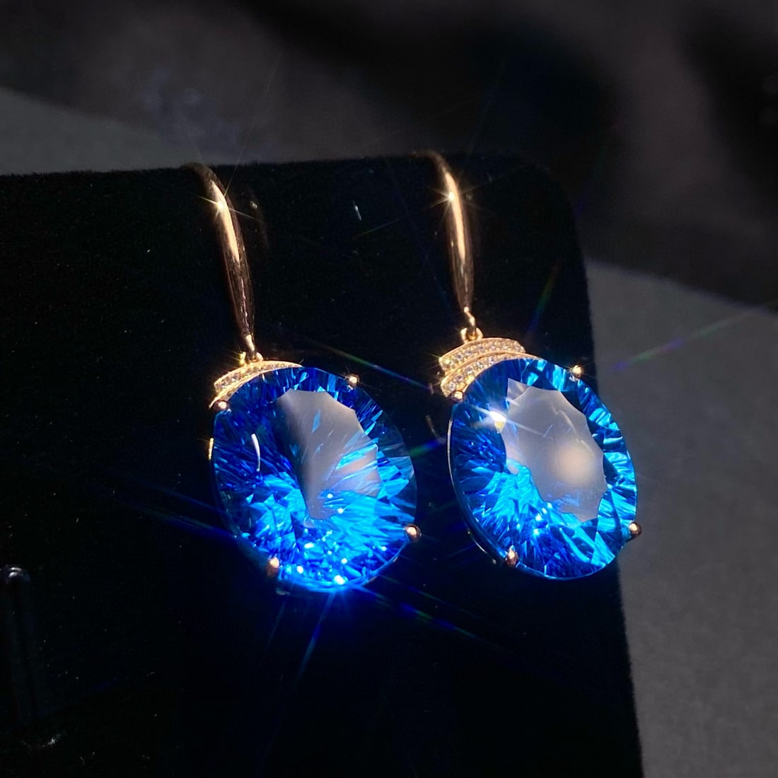 14k Gold 21.81 Ct Natural Topaz & Diamond Earrings - 5