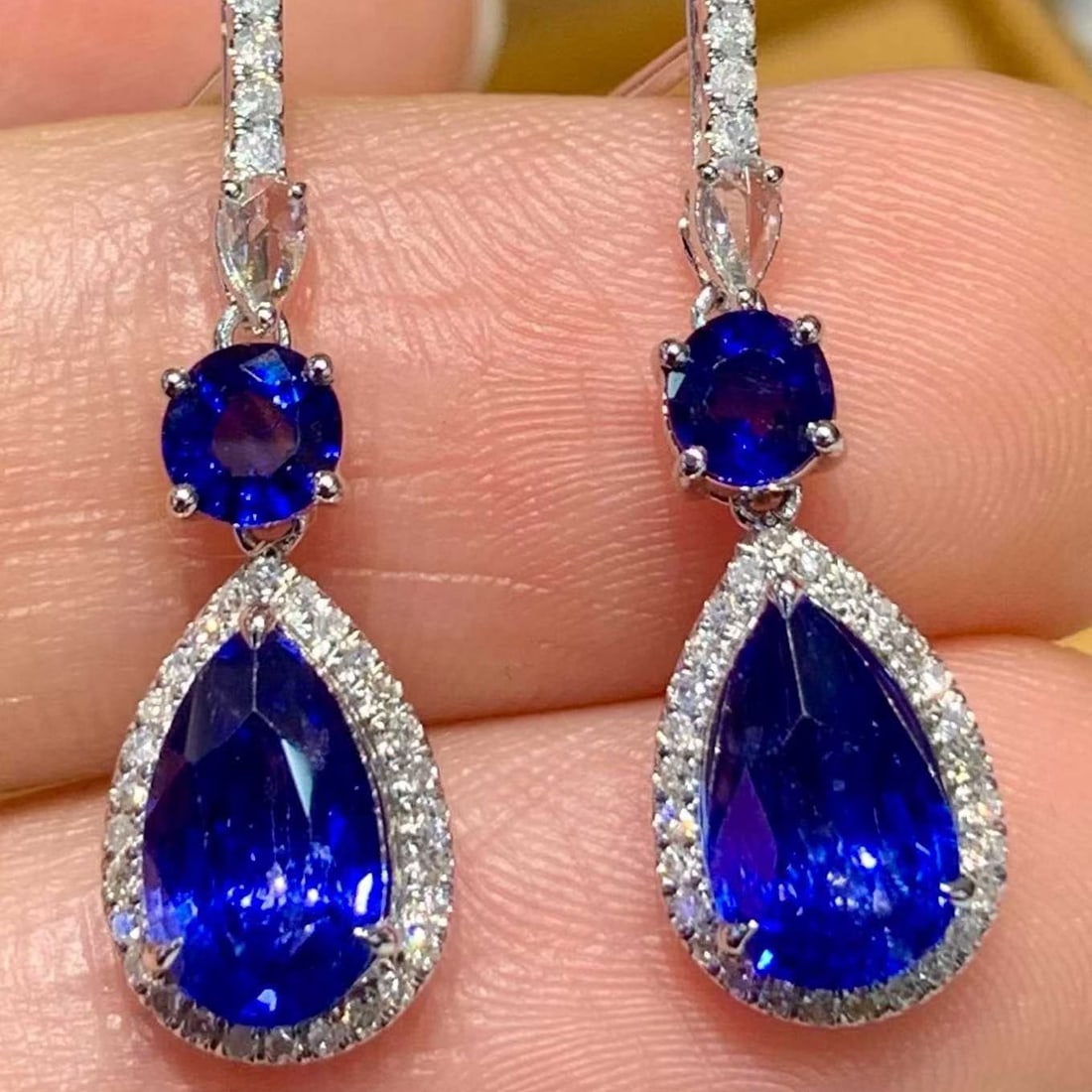14k Gold 2.7 Ct Natural Sapphire & Diamond Earrings - 2