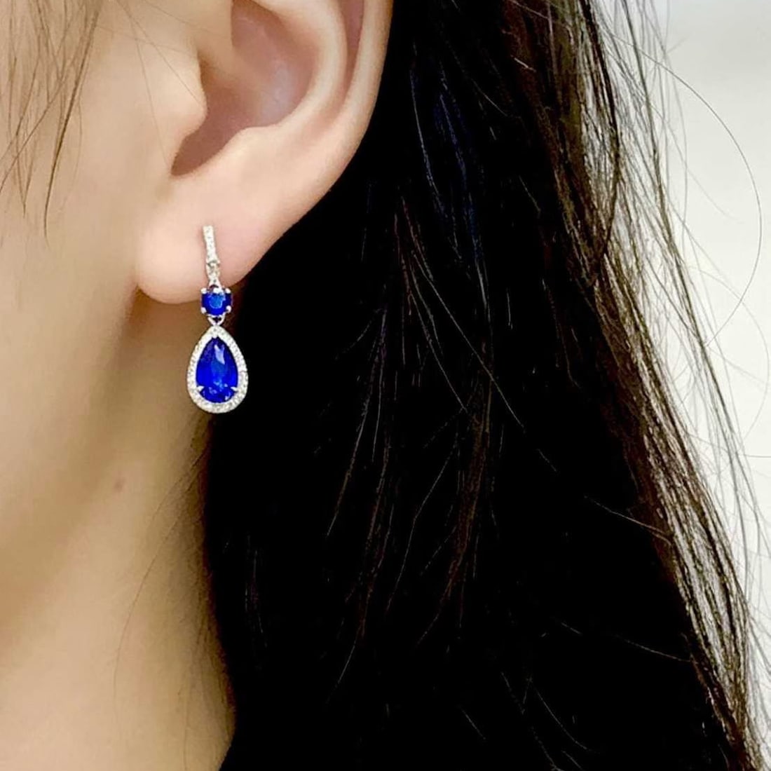 14k Gold 2.7 Ct Natural Sapphire & Diamond Earrings - 3