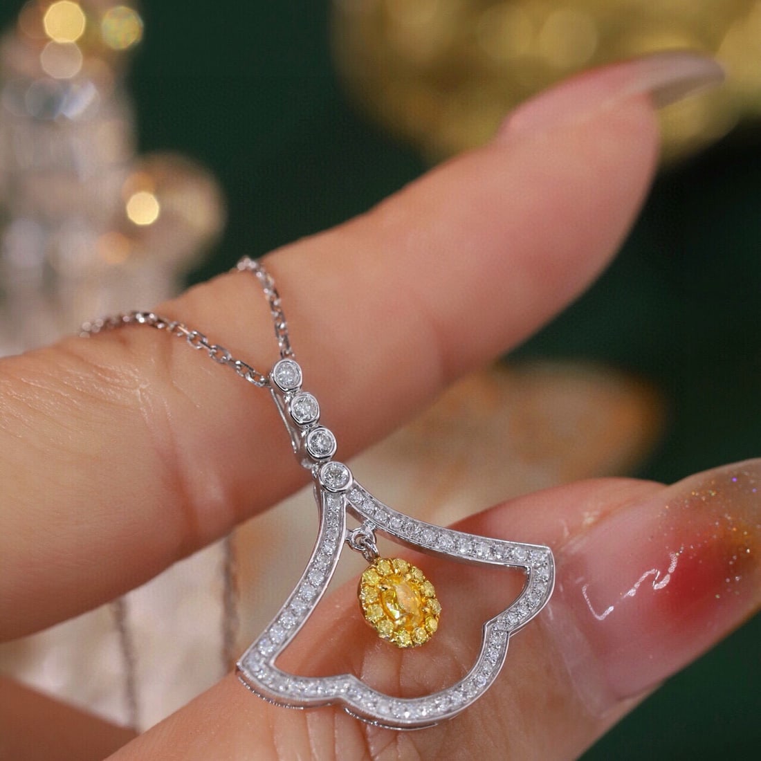14k Gold 0.48 Ctw Natural Yellow Diamond & Diamond Necklace - 3