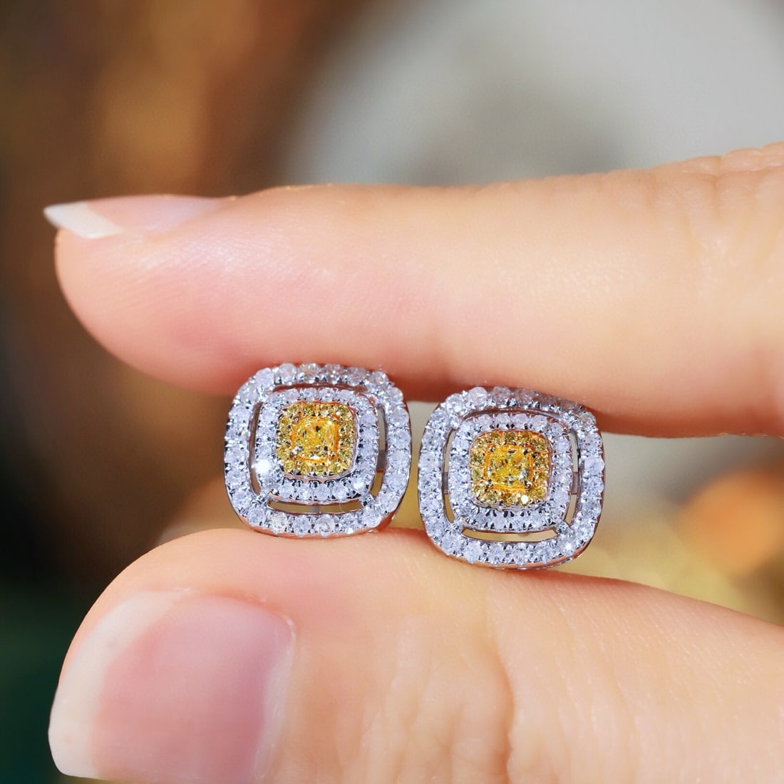 14k Gold 0.70 Ctw Natural Yellow Diamond & Diamond Earrings - 4