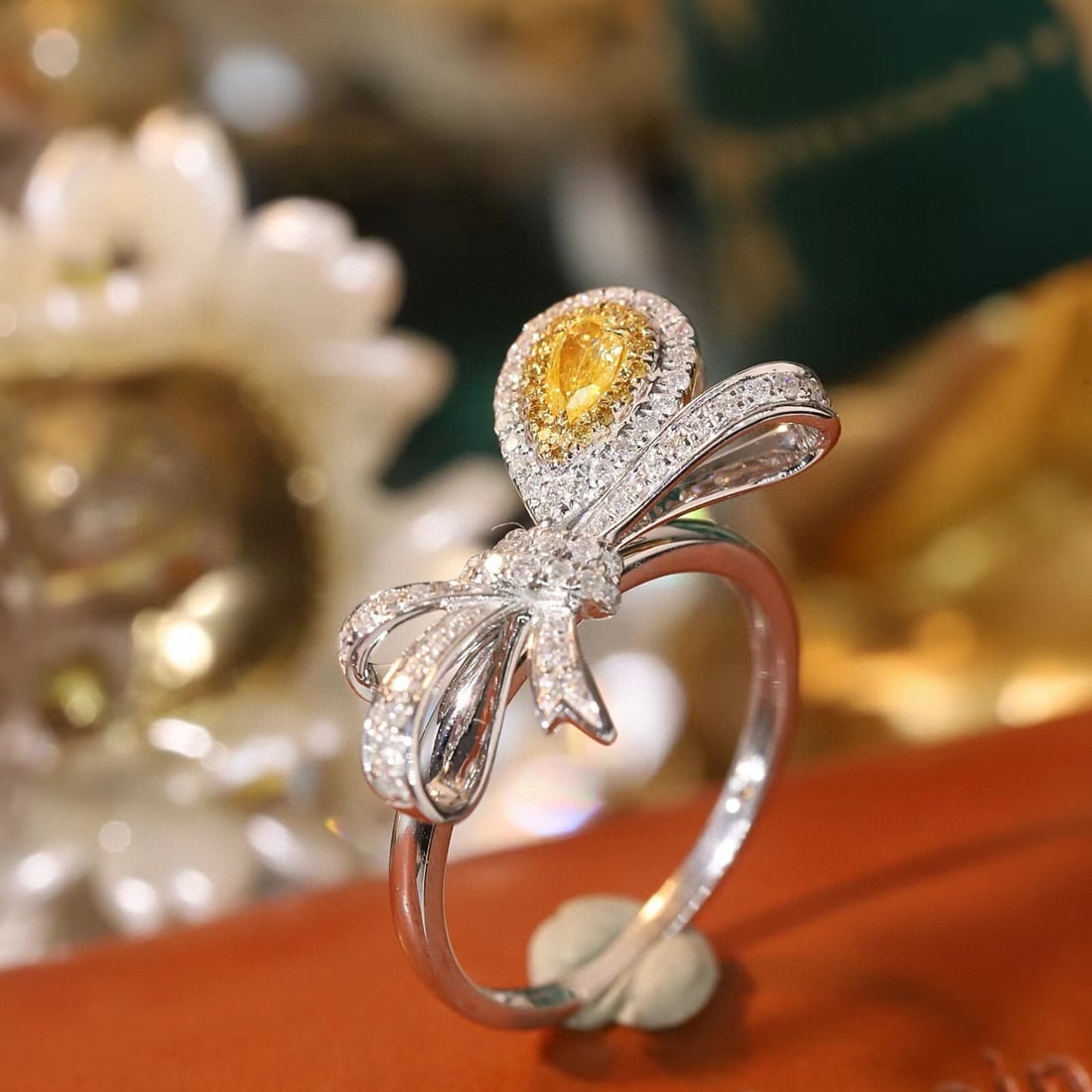 14k Gold 0.50 Ctw Natural Yellow Diamond & Diamond Ring - 5