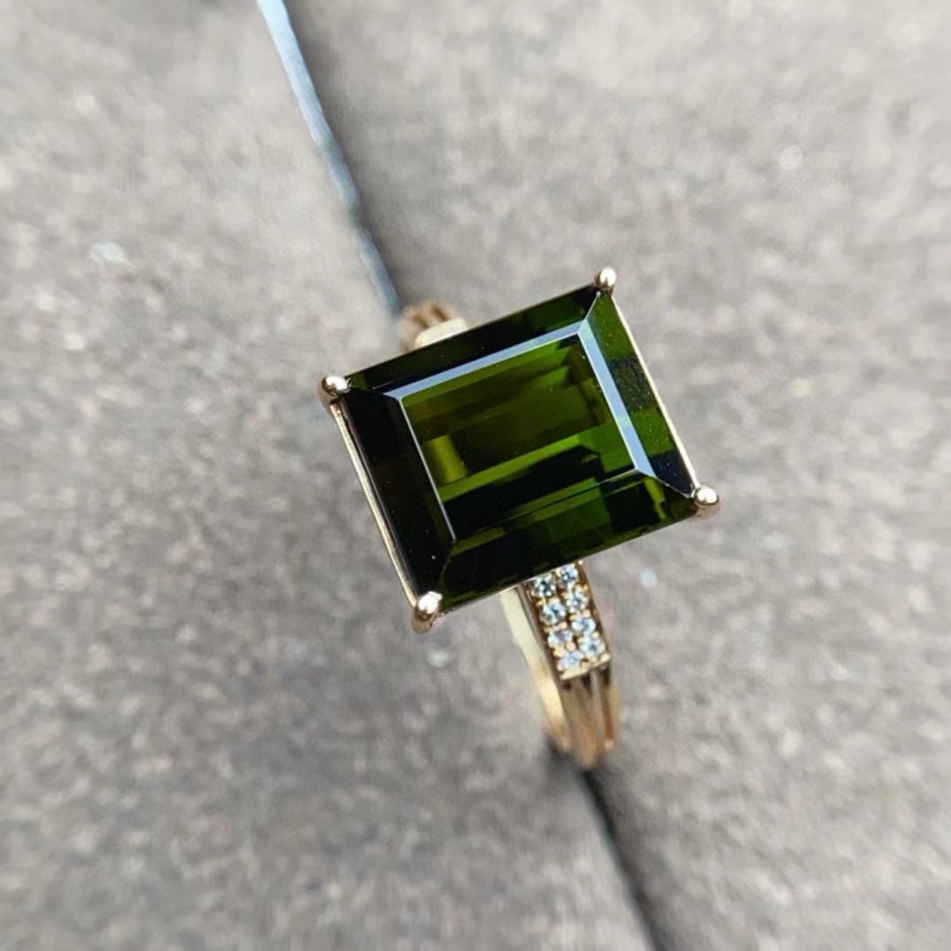 14k Gold 4.25 Ctw Natural Tourmaline & Diamond Ring: Ref:231175218gold // content:14k // goldring // size:7. 25usmain // gemstone:tourmalineshape:rectanglecarat // weight:4. 2ct // color:deep // greentreatment:naturaladjacent // gemstone // 2 // : //