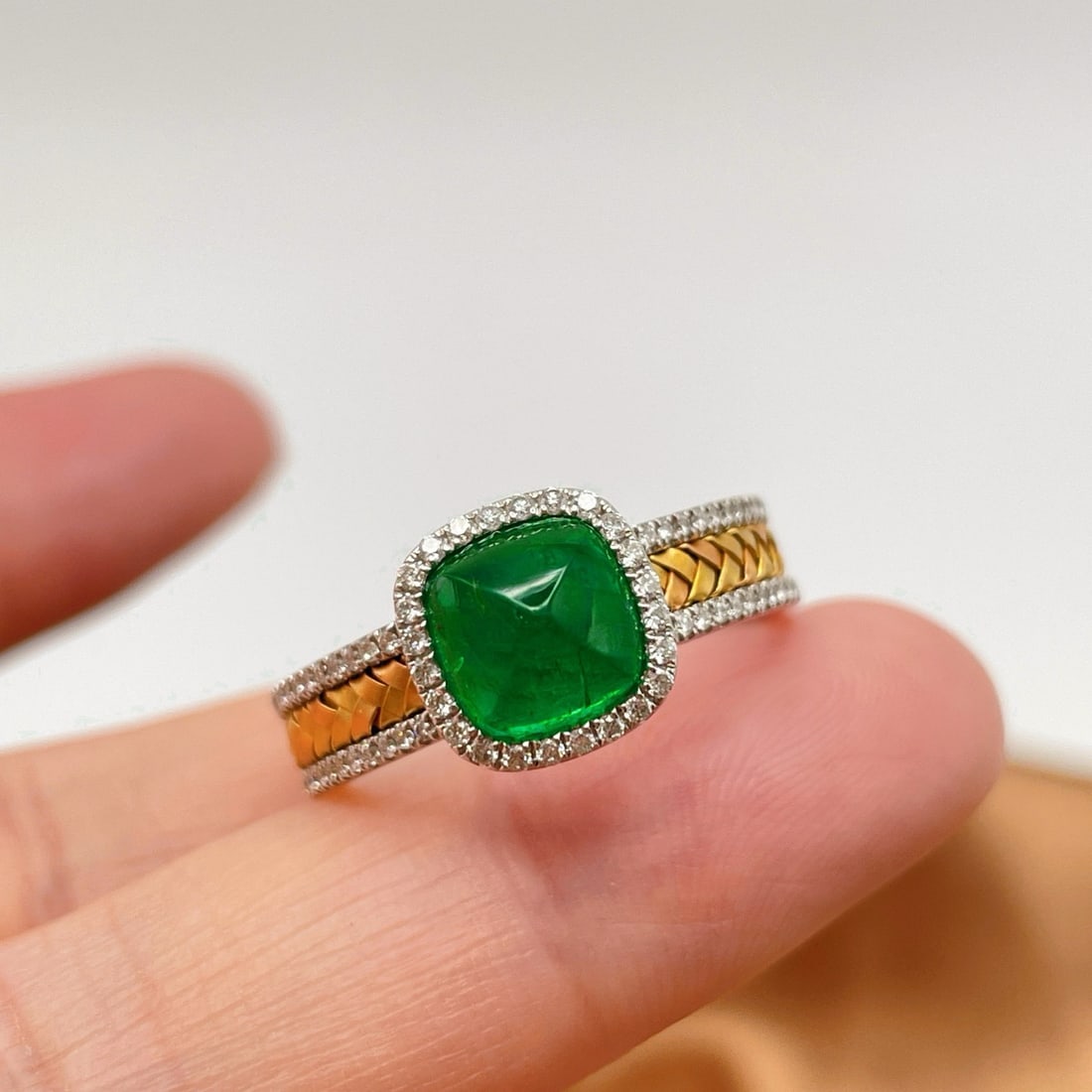 14k Gold 1.96 Ctw Natural Emerald & Diamond Ring - 2