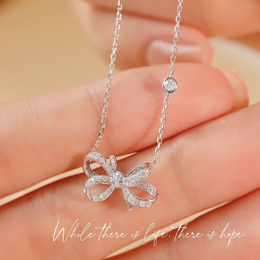 14k Gold 0.19 Ct Natural H Diamond Necklace: Ref:231175251gold // content:14k // goldmain // gemstone:diamondshape:roundcarat // weight:0. 19ct // clarity // grade:vs-sicolor:htreatment:naturalcut // grade:g Condition: New Low Estimate: 2100.00