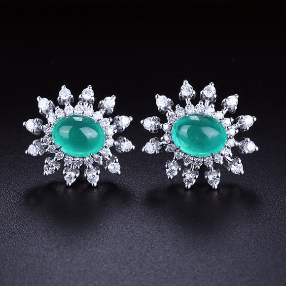 14k Gold 3.64 Ctw Natural Emerald & Diamond Earrings: Ref:231176008gold // content:14k // goldmain // gemstone:emeraldshape:ovalcarat // weight:2. 8ct // color:greentreatment:naturaladjacent // gemstone // 2 // : // diamondshape:roundcarat // weight:0.