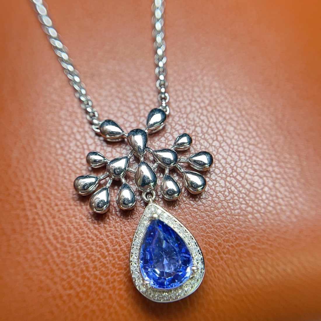 14k Gold 1.25 Ct Natural Sapphire & Diamond Necklace - 3