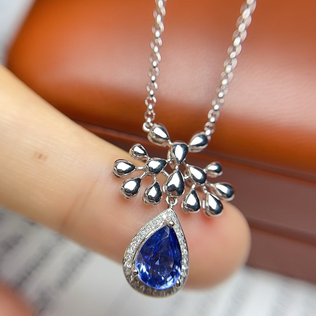 14k Gold 1.25 Ct Natural Sapphire & Diamond Necklace - 6