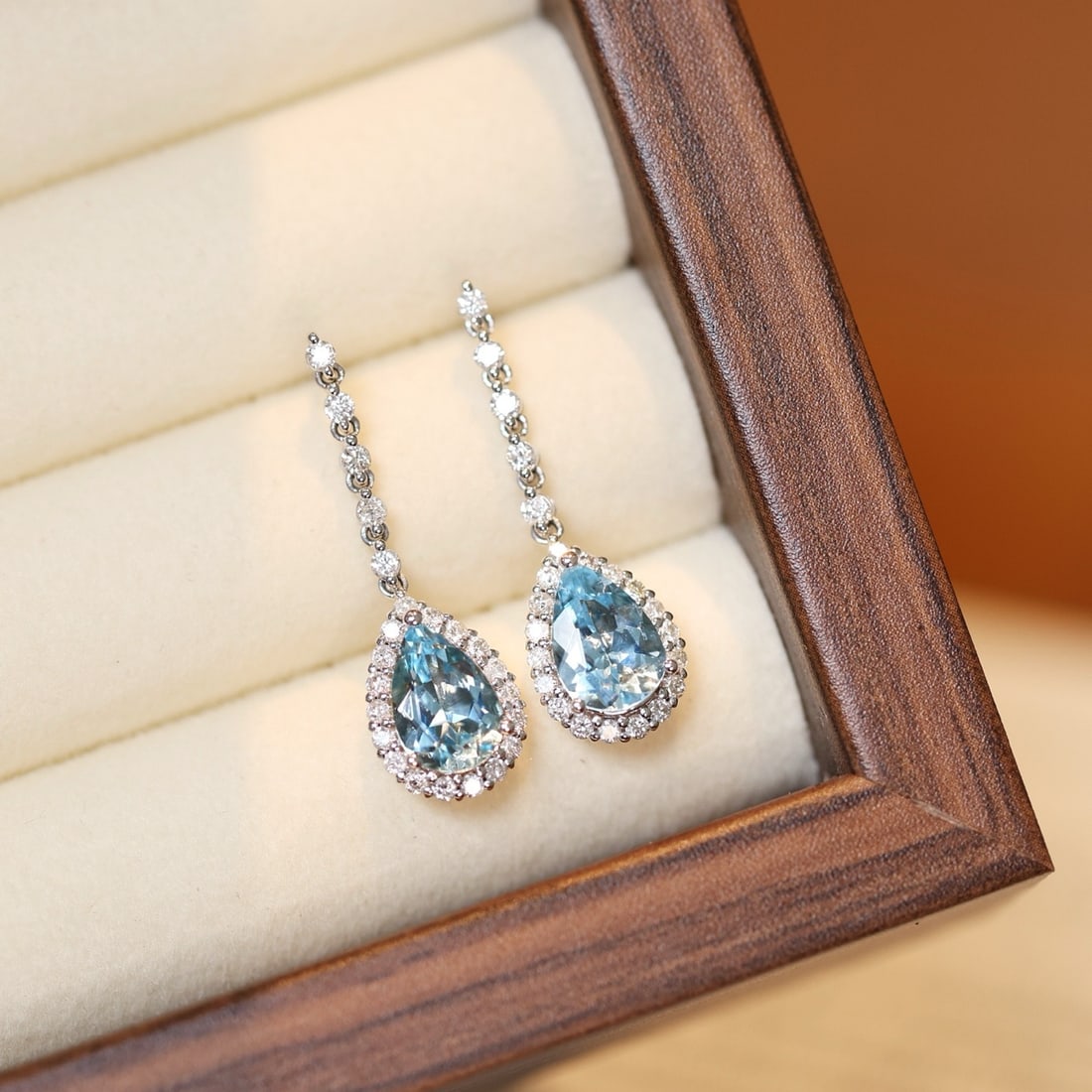 14k Gold 2.08 Ct Natural Aquamarine & Diamond Earrings - 2