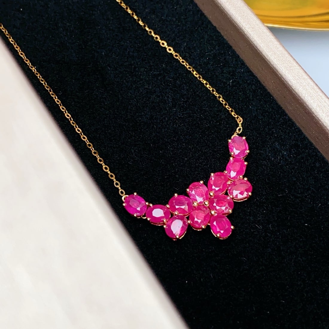 14k Gold 4.50 Ct Natural Ruby Necklace - 2