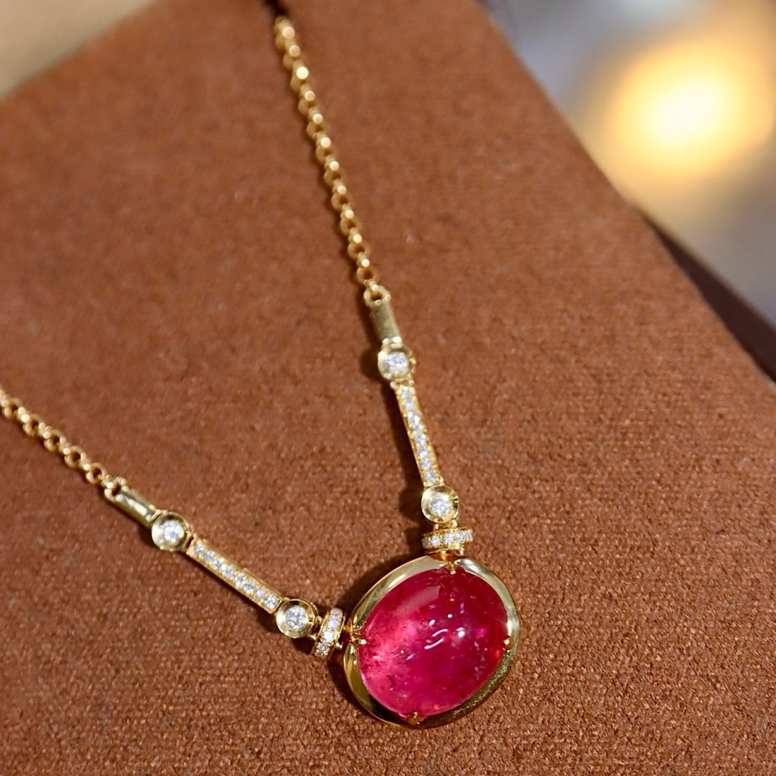 14k Gold 3.77 Ctw Natural Ruby & Diamond Necklace: Ref:231176054gold // content:14k // goldmain // gemstone:rubyshape:ovalcarat // weight:3. 63ct // color:redtreatment:naturaladjacent // gemstone // 2 // : // diamondshape:roundcarat // weight:0. 14ct 