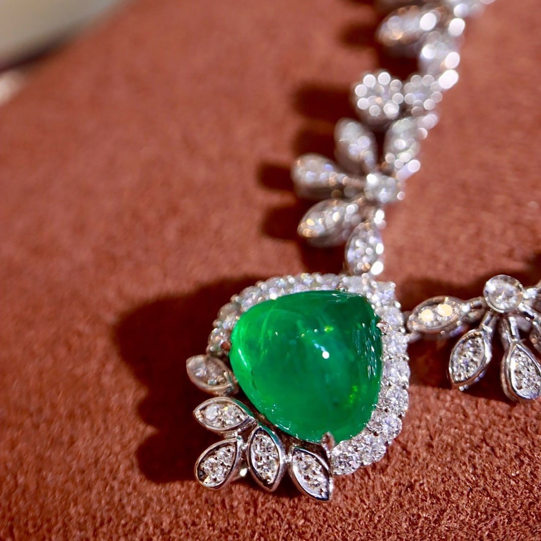 14k Gold 4.08 Ctw Vivid Green Natural Emerald & Diamond Necklace - 3