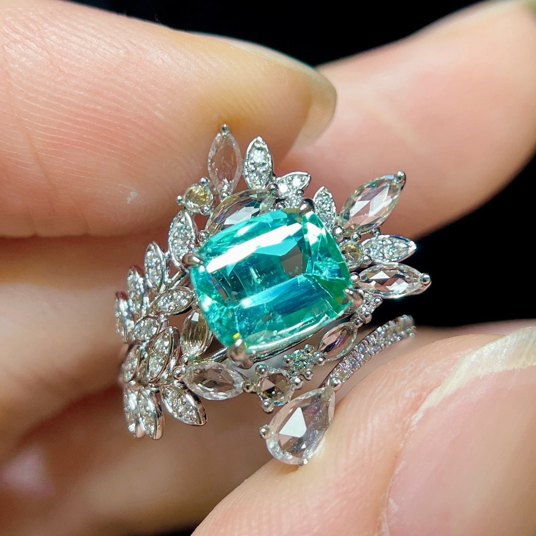 14k Gold 2.39 Ctw Natural Paraiba Tourmaline & Diamond Ring - 2