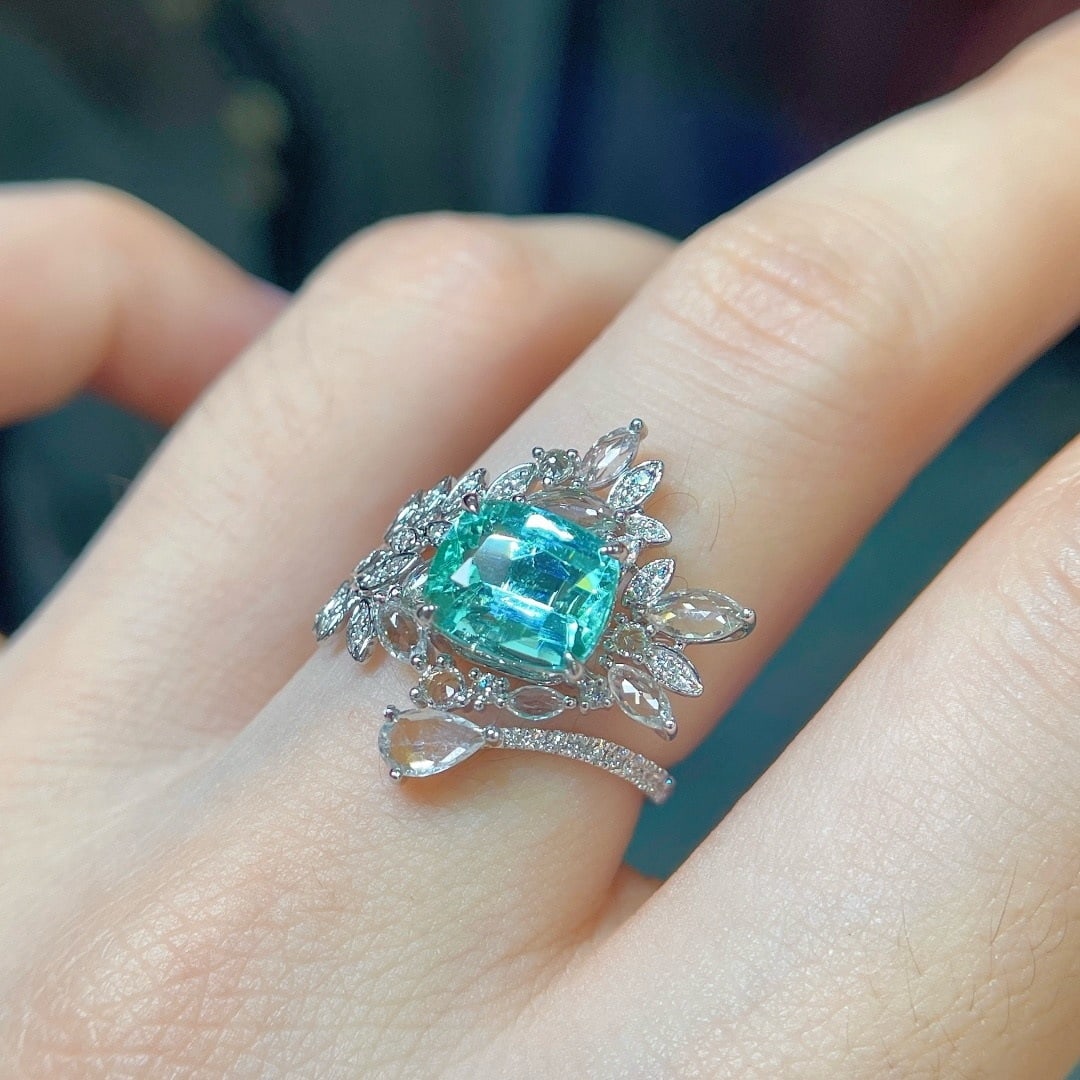14k Gold 2.39 Ctw Natural Paraiba Tourmaline & Diamond Ring - 5