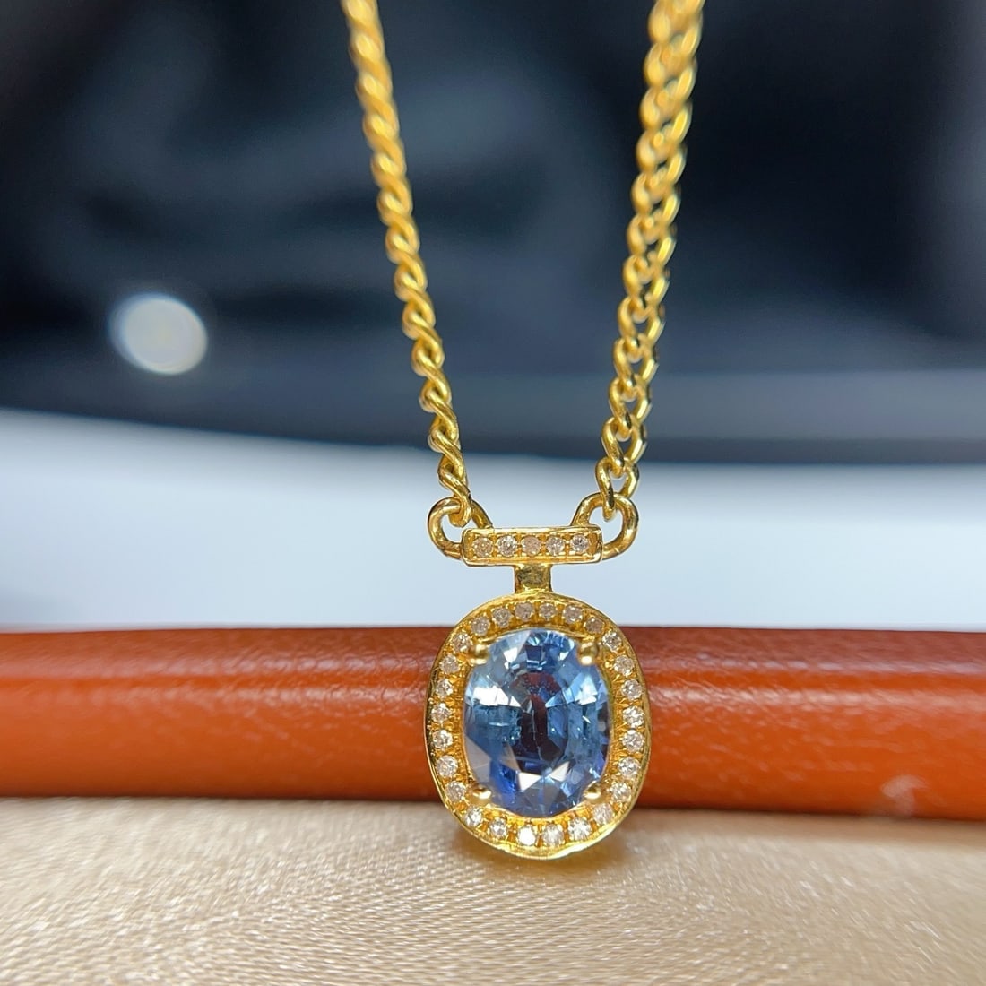 14k Gold 0.90 Ct Natural Sapphire & Diamond Necklace: Ref:231176068gold // content:14k // goldmain // gemstone:sapphireshape:ovalcarat // weight:0. 90ct // color:bluetreatment:naturaladjacent // gemstone // 2 // : // diamondnumber // of //
