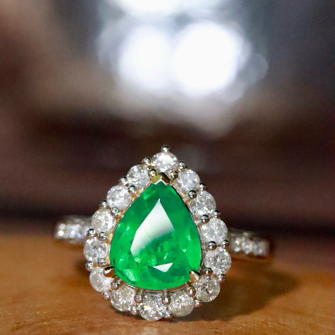 14k Gold 2.22 Ctw Vivid Green Natural Emerald & Diamond Ring: Ref:231176069gold // content:14k // goldring // size:7. 25usmain // gemstone:emeraldshape:pearcarat // weight:1. 35ct // color:vivid // greentreatment:naturaladjacent // gemstone // 2 // : // diamonds