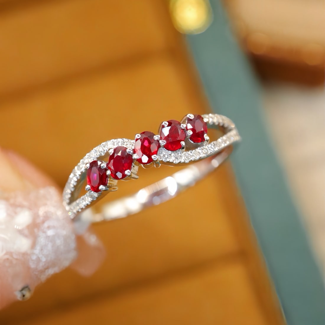 14k Gold 0.62 Ctw Vivid Red Natural Ruby & Diamond Ring - 3