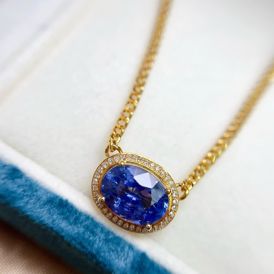 14k Gold 2.32 Ct Natural Sapphire & Diamond Necklace - 3