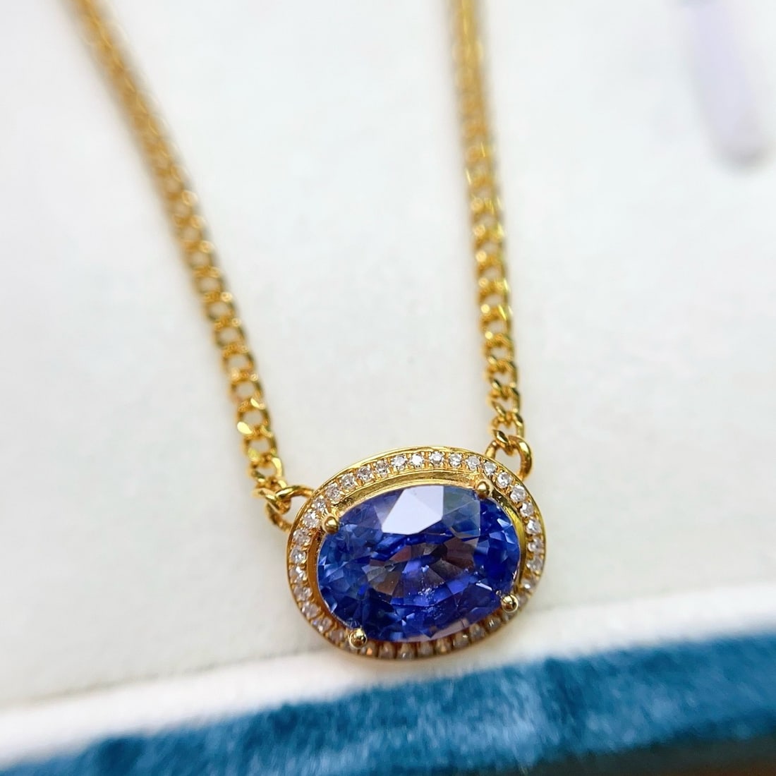 14k Gold 2.32 Ct Natural Sapphire & Diamond Necklace - 4